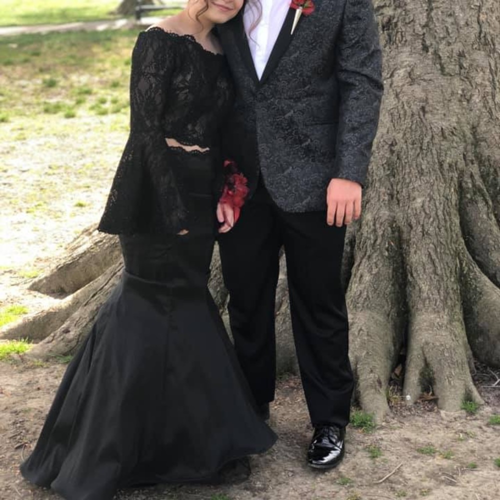 Black Prom dress; 2 Piece
